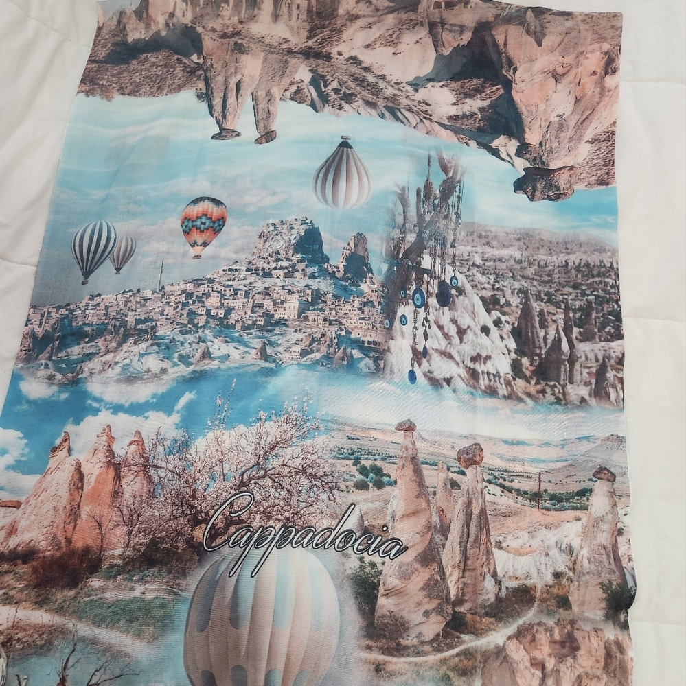 Printed Scarf One Size - Picture 4 of 8